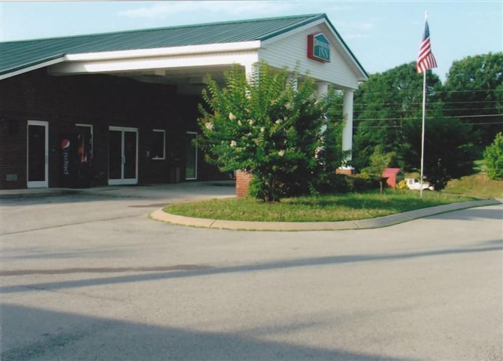 Deerfield Inn & Suites - last minute hotel in Greenbrier
