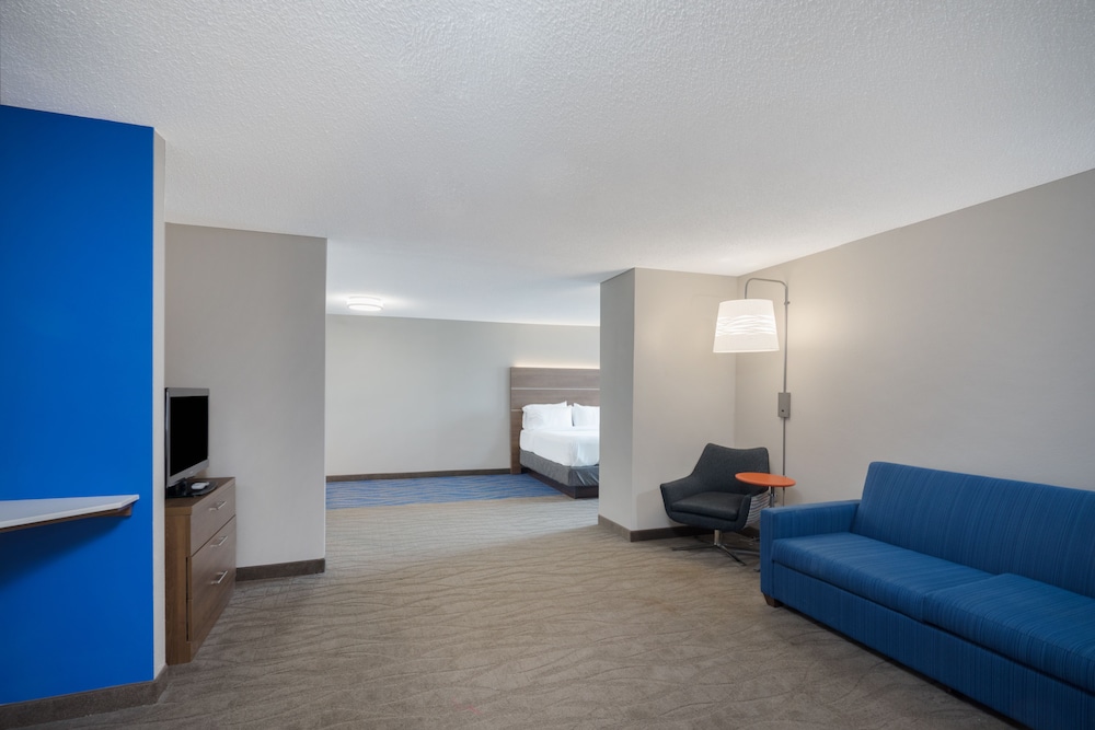 Holiday Inn Express Hotel & Suites Frankfort by IHG - photo 3