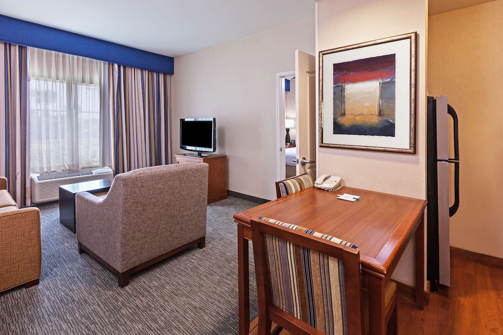 Homewood Suites by Hilton Laredo at Mall del Norte - photo 19