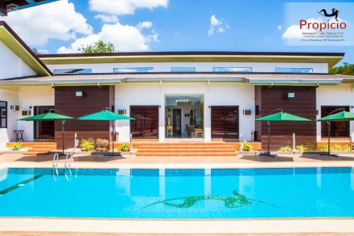 Propicio Hotel and Resort — hotel in Tarlac City
