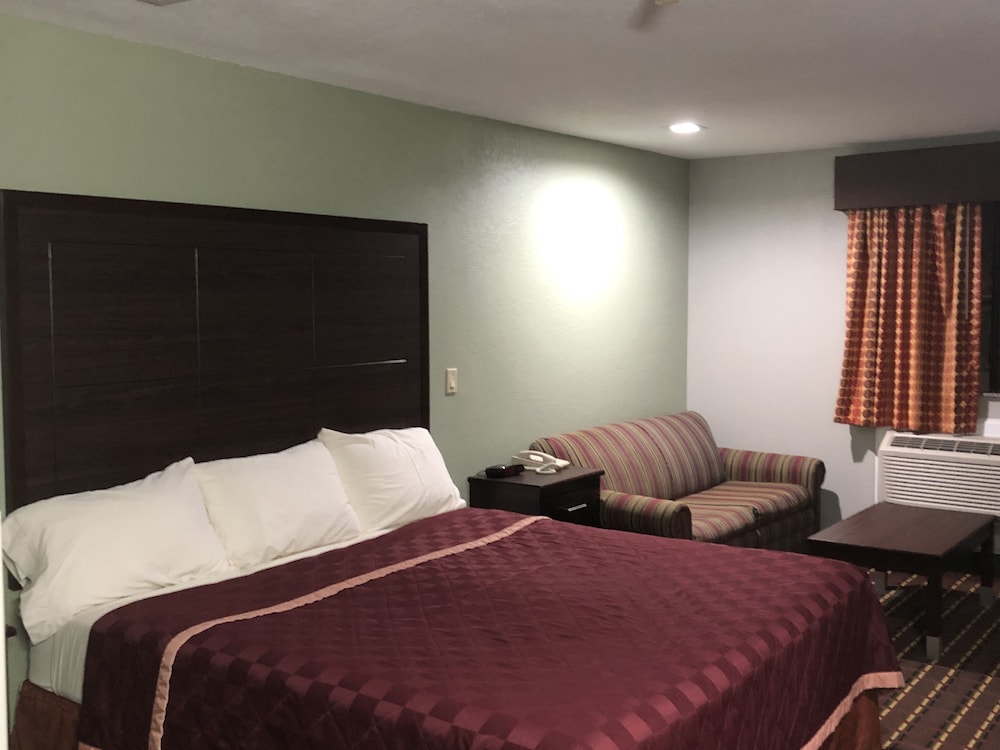 Texas Inn & Suites — Lufkin — photo 4