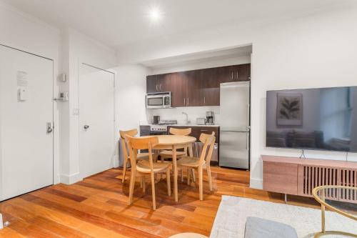 East Village Escape with 3BD 2BA near Tompkins Square Park - photo 14