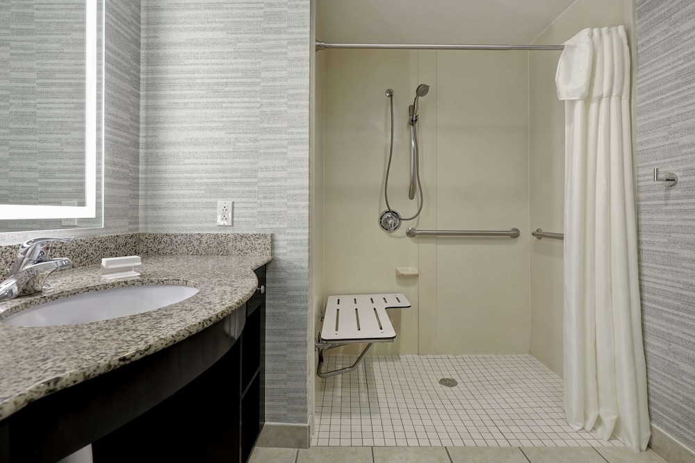 Homewood Suites by Hilton McAllen - photo 29