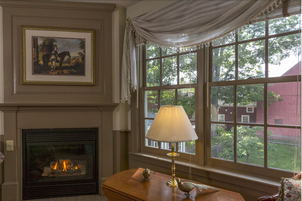 Hancock Inn - photo 48