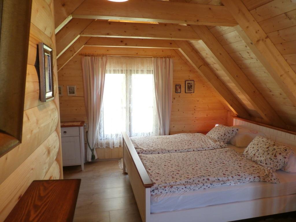 Ferienwohnungen Soravia — 4-Star Luxury Hotel in Gamlitz, Austria