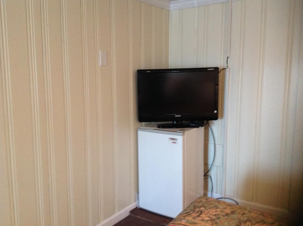 The Tides Motel - photo 12
