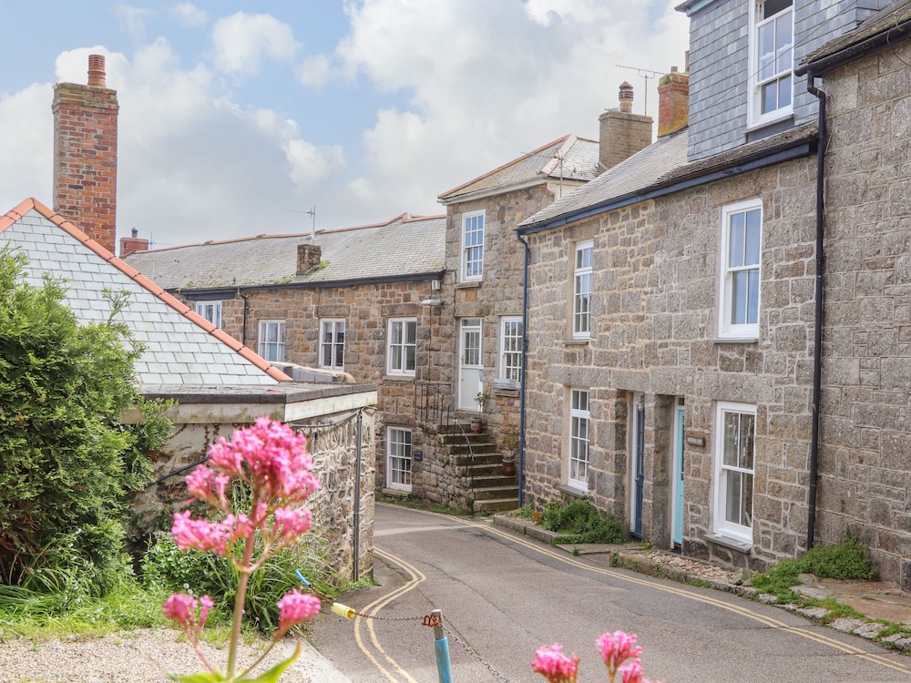 Mermaid Cottage — 4-Star Luxury Hotel in Penzance, United Kingdom