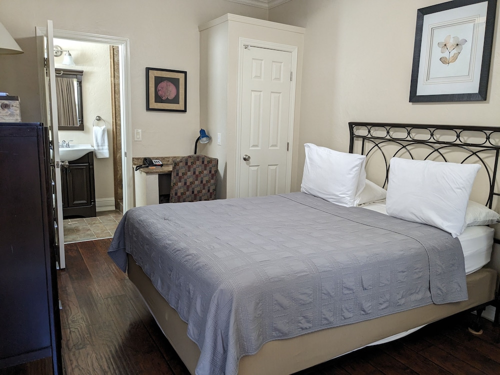 Los Gatos Garden Inn Hotel - photo 24