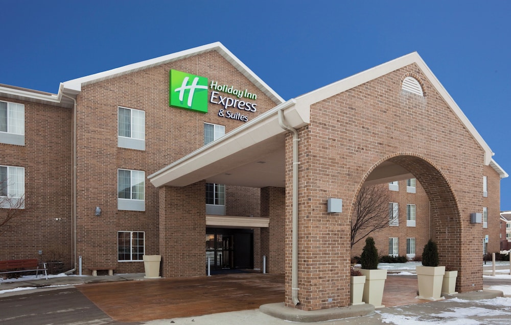 Holiday Inn Express & Suites Sioux Falls At Empire Mall by IHG in Sioux Falls, United States