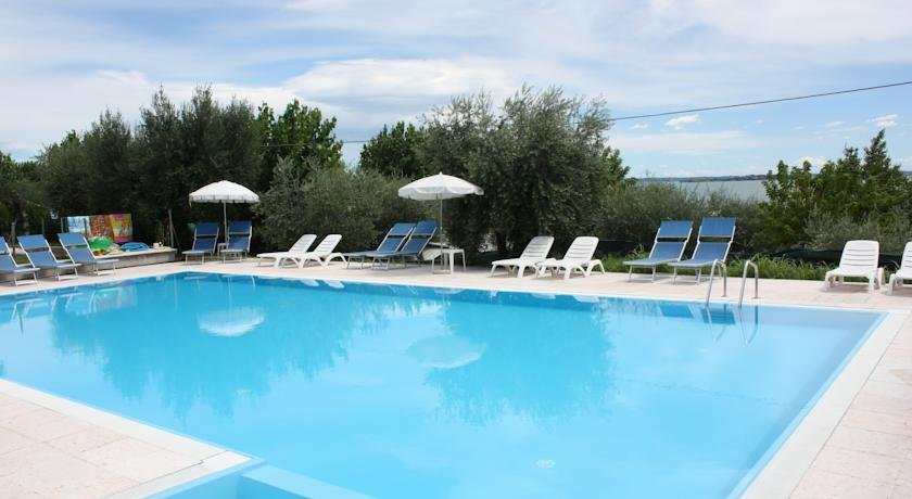Villa Molino — 4-Star Luxury Hotel in Moniga Del Garda, Italy