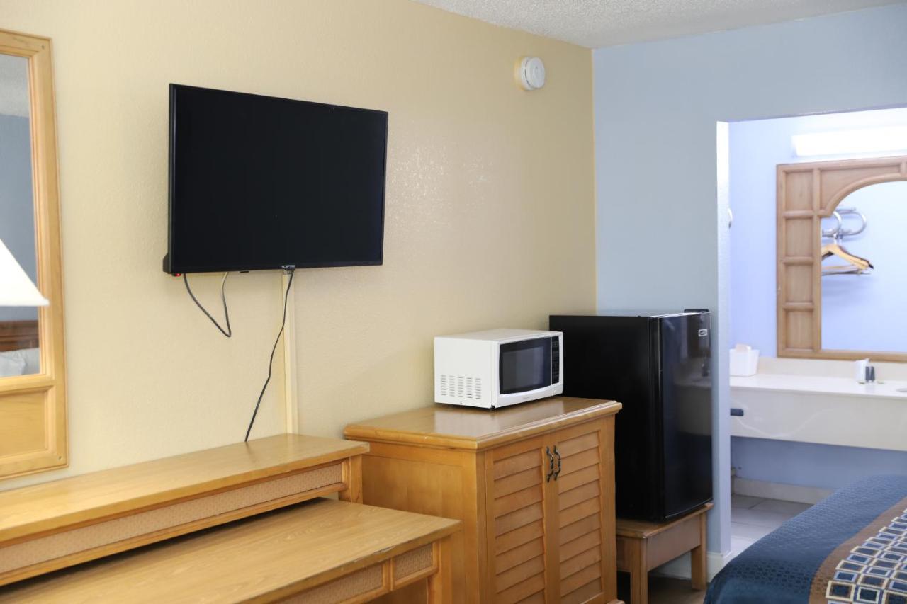 Super 8 by Wyndham Florence SC I 95 North Hwy 76 - photo 13