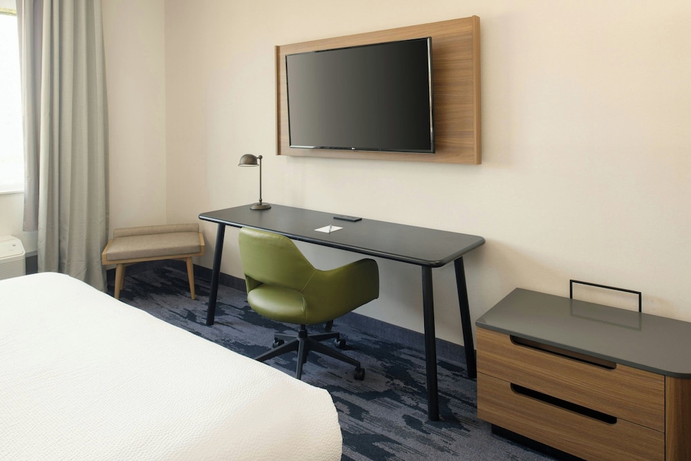 Fairfield Inn & Suites by Marriott Scottsdale Old Town - photo 17