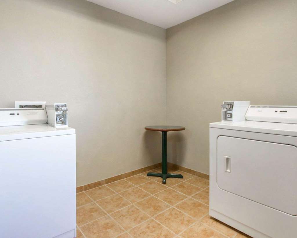 Comfort Inn Bolivar - photo 29