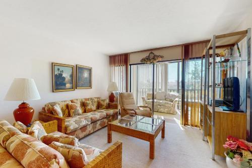 Anglers Cove #308 — 4-Star Luxury Hotel in Marco Island, United States