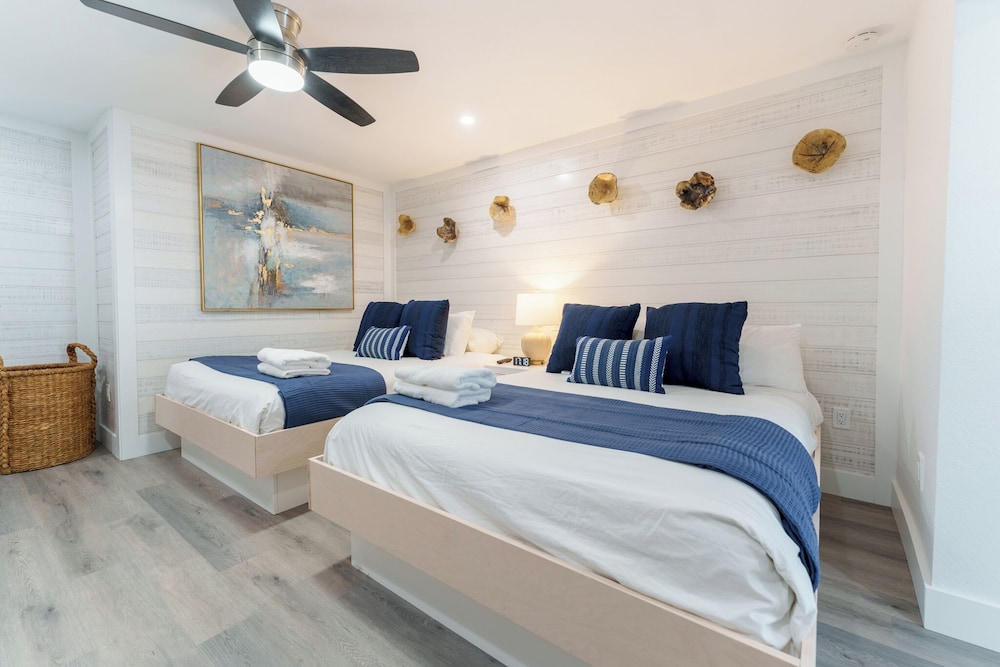 Siesta Key Beach Resort and Suites - photo 16