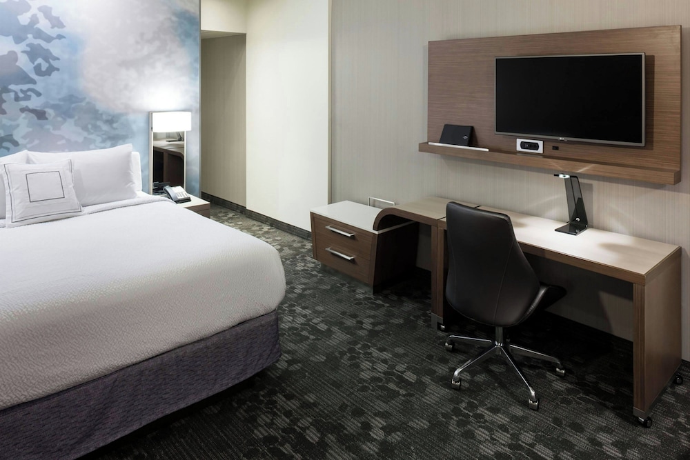 Courtyard by Marriott Houston North Shenandoah - photo 10