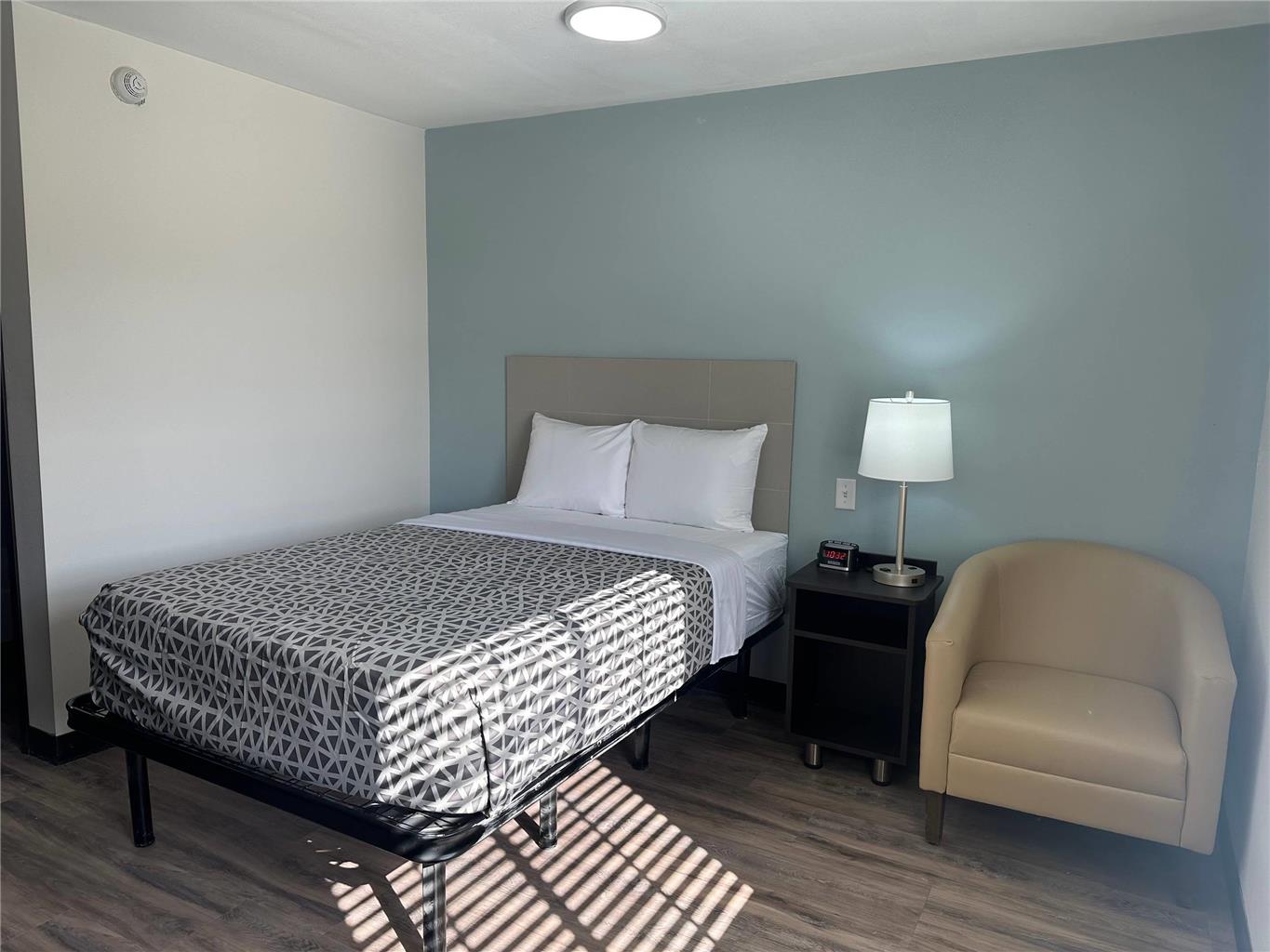 WoodSpring Suites Memphis Northeast - photo 7