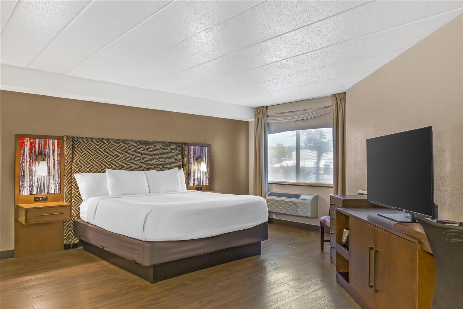 Best Western Plus McCall Lodge & Suites - photo 22