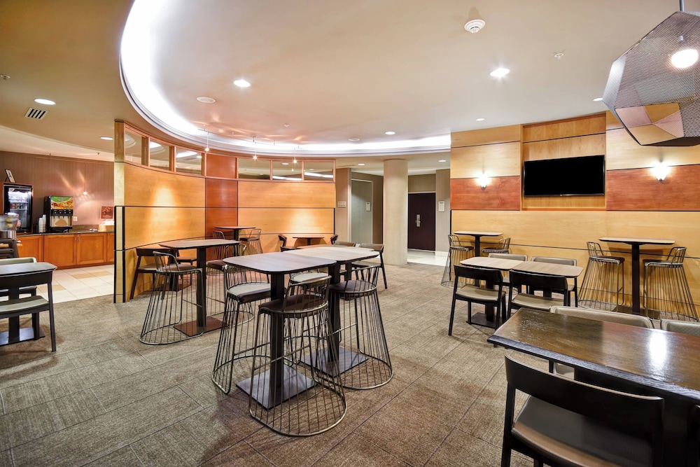 Springhill Suites by Marriott Louisville Airport - photo 39