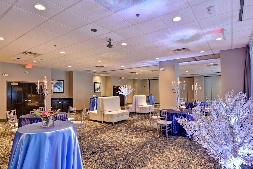 Embassy Suites by Hilton Orlando Downtown - photo 52