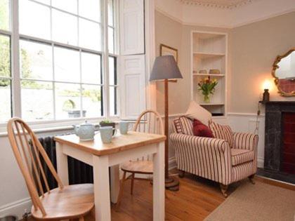 Burton House Apartment — 4-Star Luxury Hotel in Lyme Regis, United Kingdom