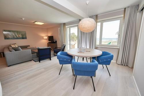 Strandresort Prora WG 201 mit Meerblick und IR Sauna — 4-Star Luxury Hotel in Ostseebad Binz, Germany