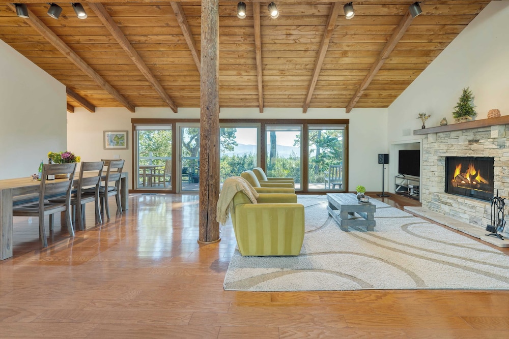 Serene Crest by Avantstay A Design Near Beaches - photo 23