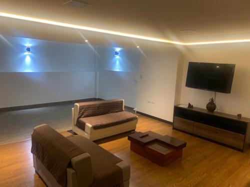 Departamento amplio y cómodo en el centro de la ciudad — 4-Star Luxury Hotel in Loja, Ecuador
