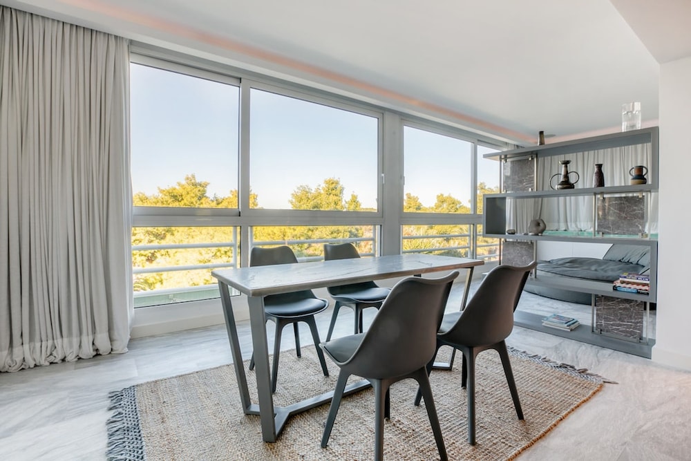 South Blue Luxury Apartment in Vouliagmeni — 4-Star Luxury Hotel in Athens, Greece