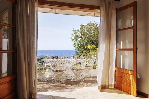 Casa Junto Al Mar Golf Piscina Y Piscina Relax — 4-Star Luxury Hotel in San Miguel De Abona, Spain
