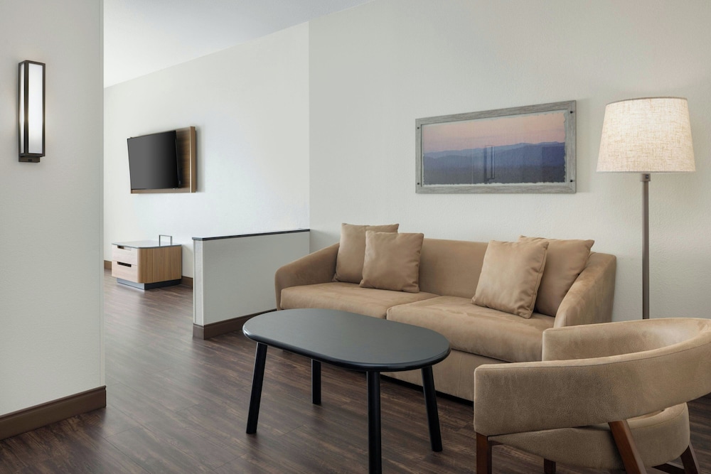 Fairfield Inn & Suites Lake City - photo 8