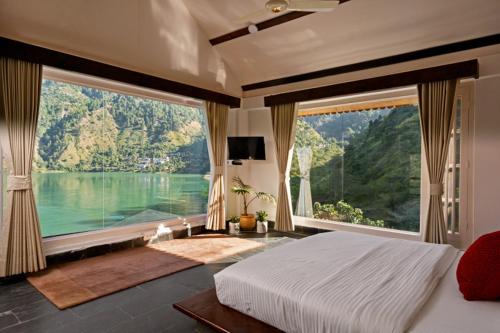 Panchtatva Hotel — Chamba