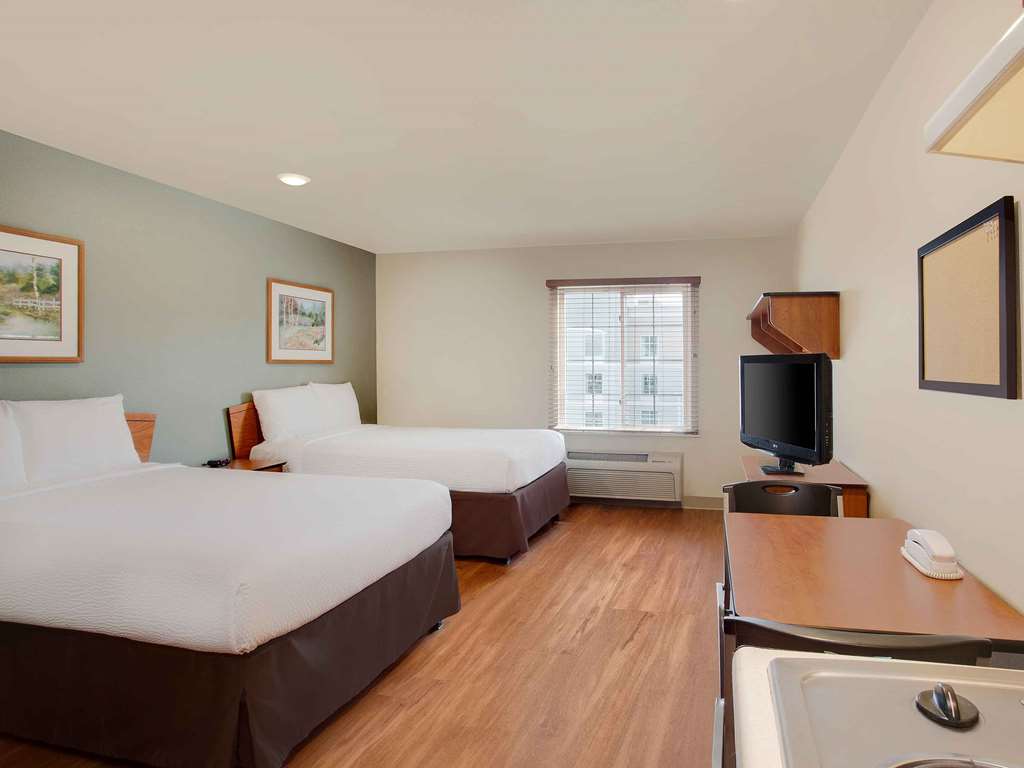 WoodSpring Suites Mobile - photo 13