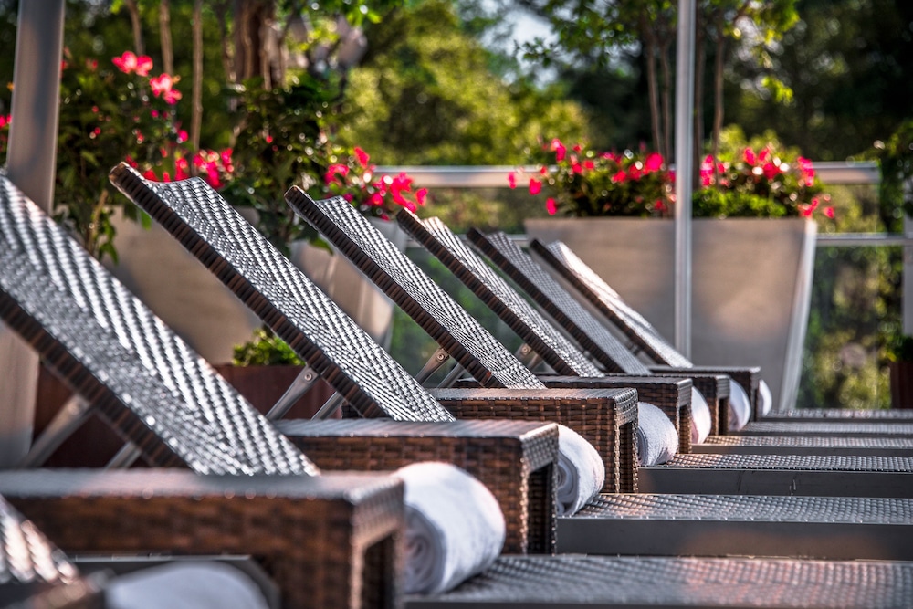 Courtyard by Marriott Bethesda Chevy Chase - photo 37