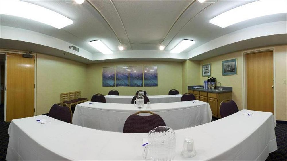 Holiday Inn Express At Drake University - photo 5
