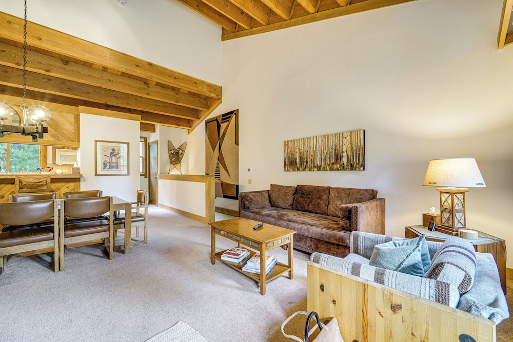 Less Than 1 Mi to North Star Resort Condo with Balcony - photo 4