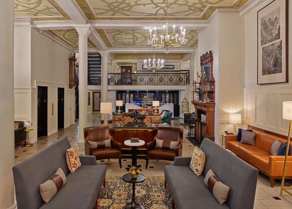 The Oxford Hotel - photo 2