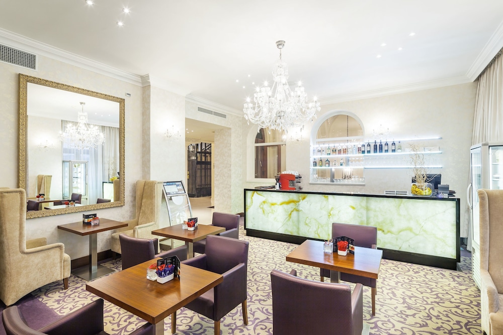 מזון ומשקאות