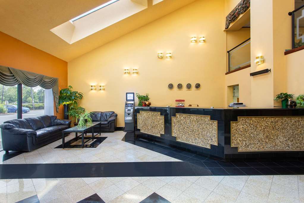 Days Inn by Wyndham Hillsborough - photo 2
