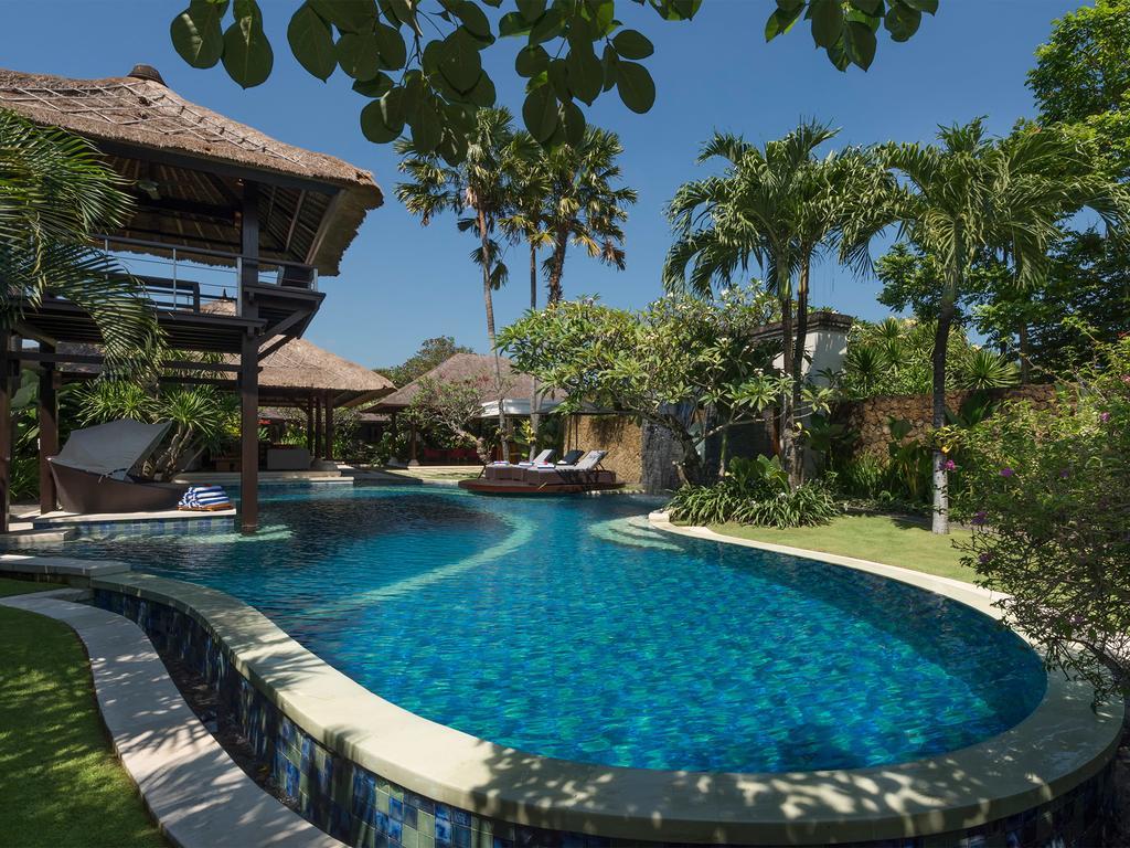Villa Asta — 5-Star Luxury Hotel in Seminyak, Indonesia