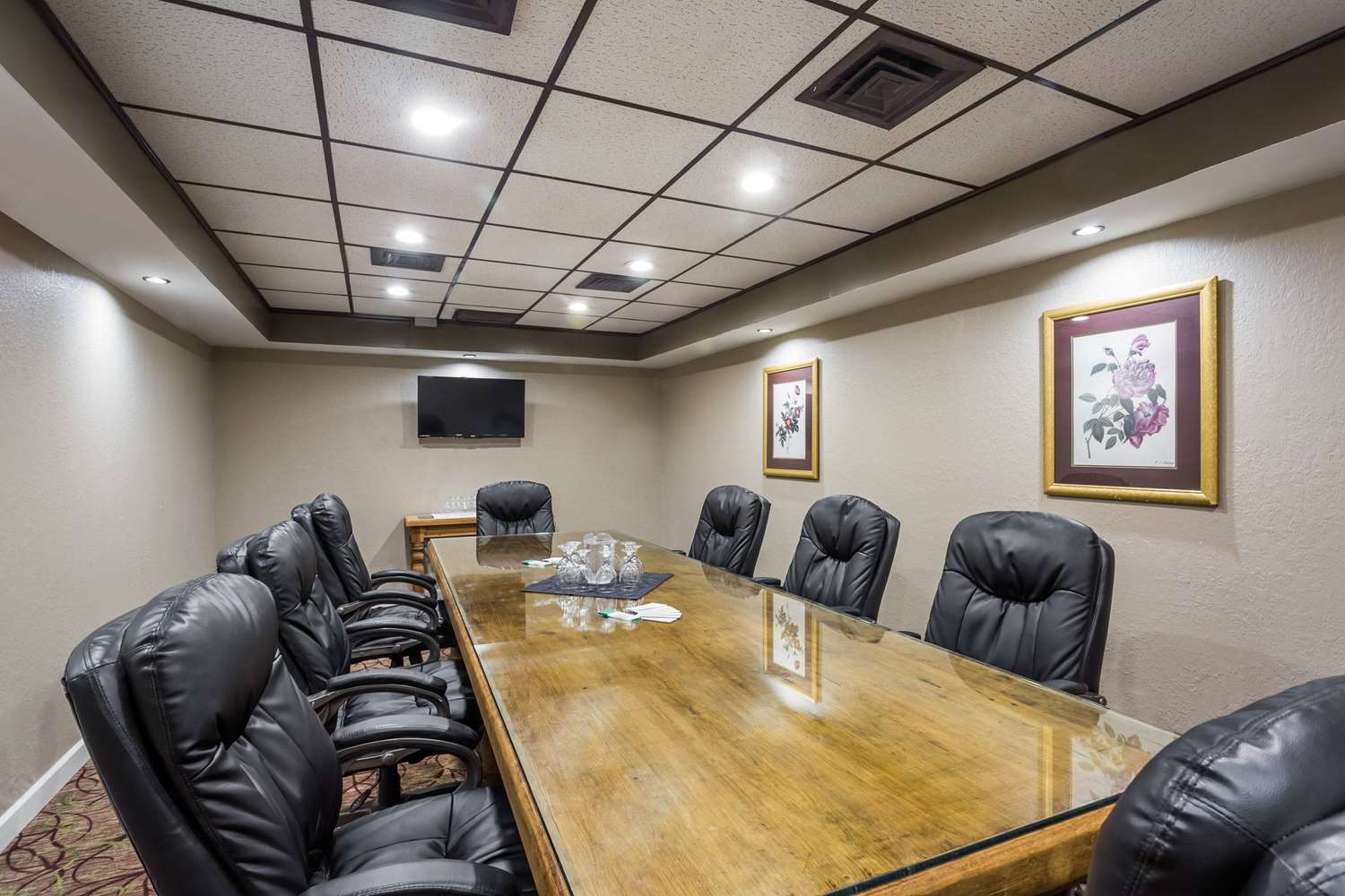 Stayable Select Gainesville - photo 19