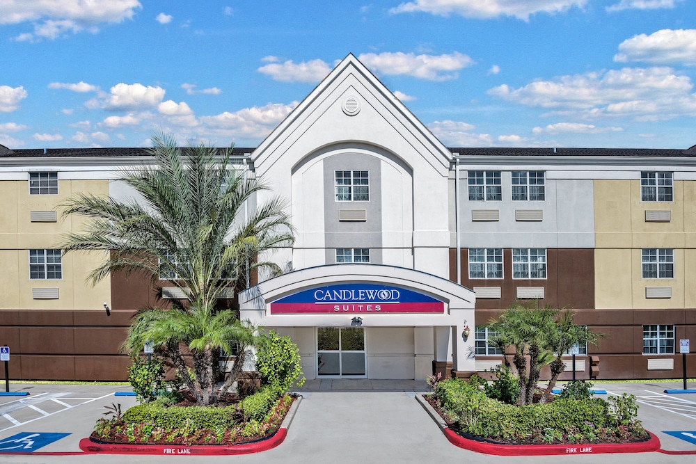 Candlewood Suites Galveston by IHG - photo 30