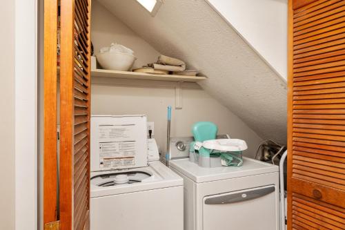 Front Row by Oak Island Accommodations - photo 49