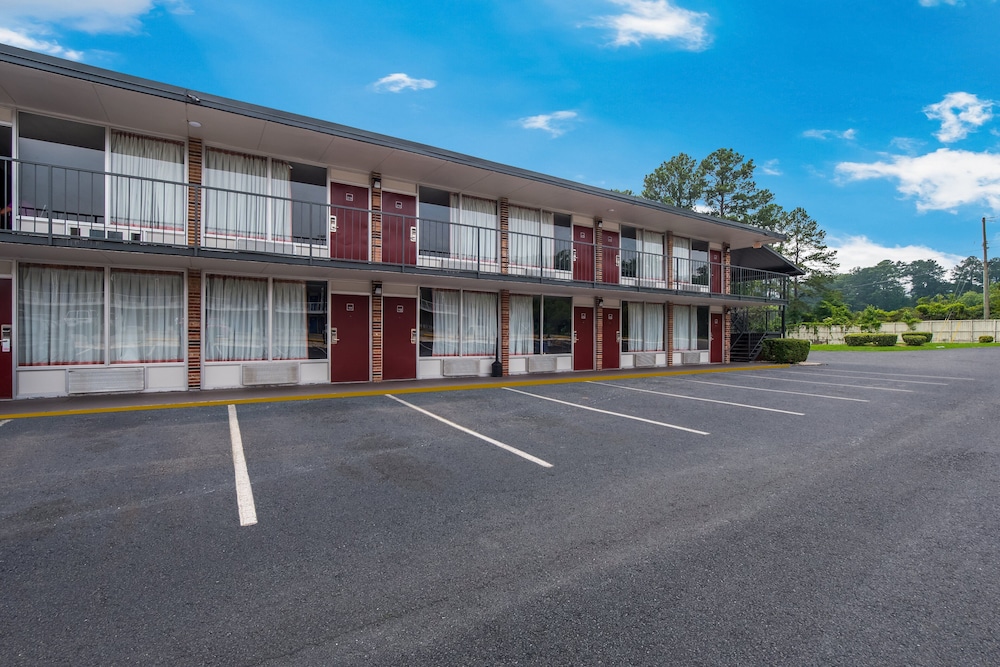 Red Roof Inn Columbia SC Airport - photo 25