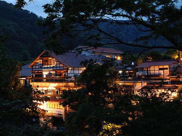Shirakabeso - carbon neutral hotel in Izu