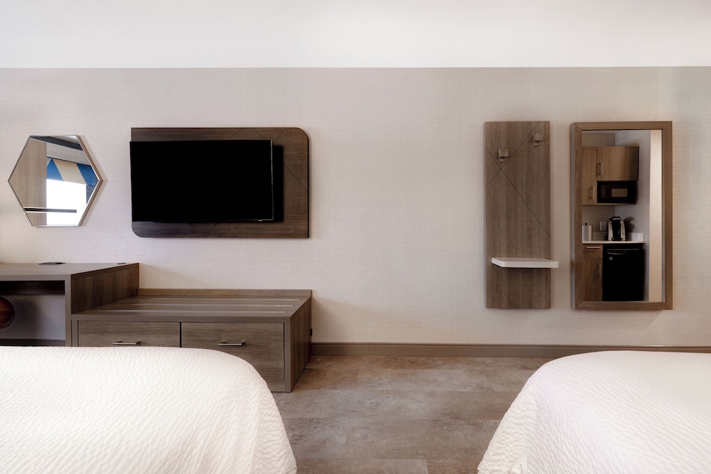 Holiday Inn Express & Suites Moab by IHG - photo 8