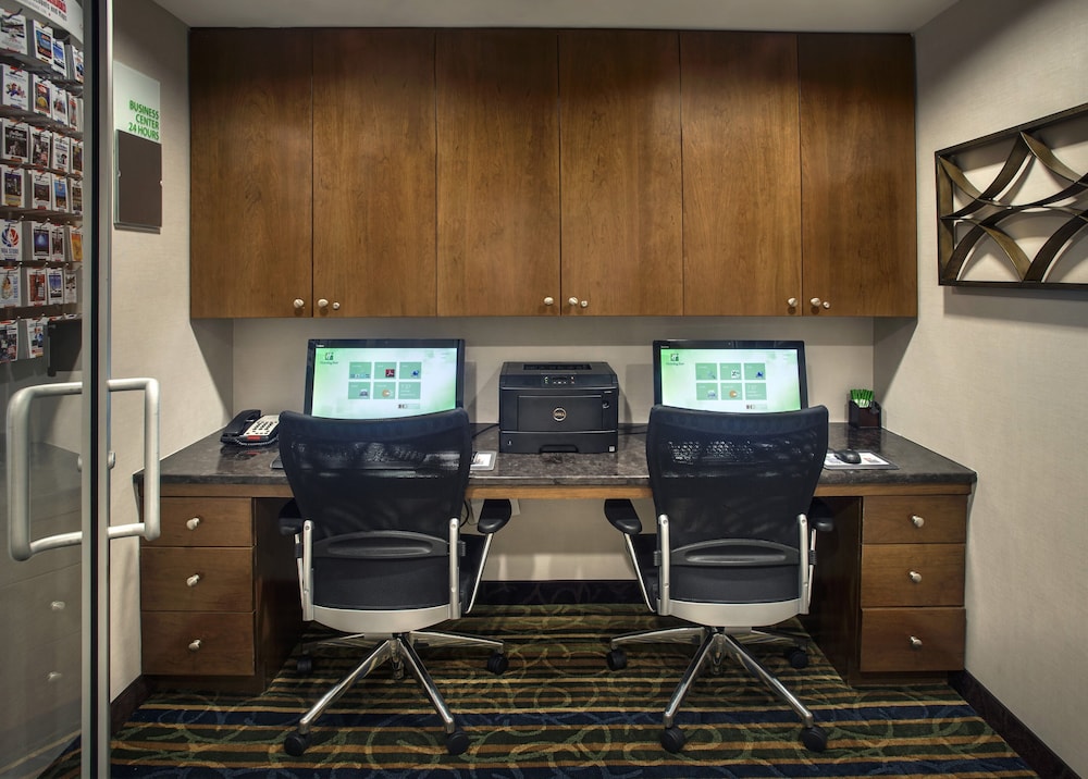 Holiday Inn Manhattan 6th Ave Chelsea by IHG - photo 22