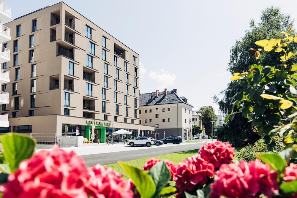 harry s home Bischofshofen hotel & apartments — hotel in Bischofshofen