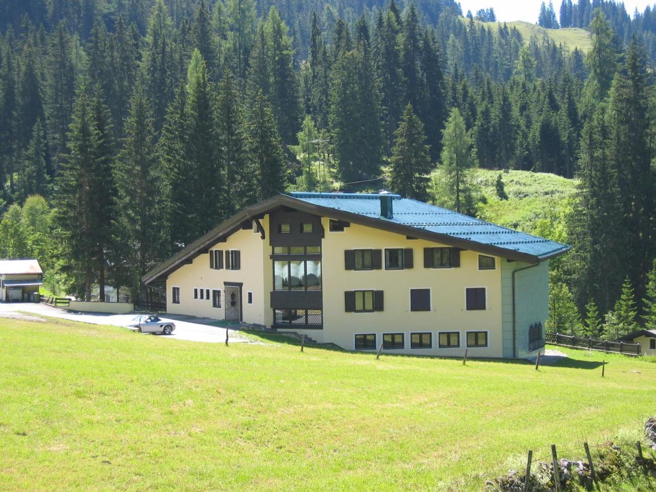 Appartementhaus Hochkönig 1 Schneeberg — 4-Star Luxury Hotel in Muehlbach Am Hochkoenig, Austria