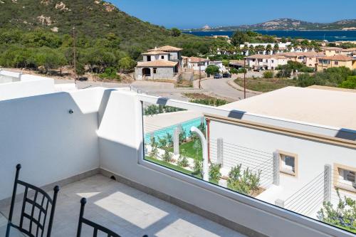 Domusmeralda Blu Attico sul Mare — 4-Star Luxury Hotel in Cannigione, Italy
